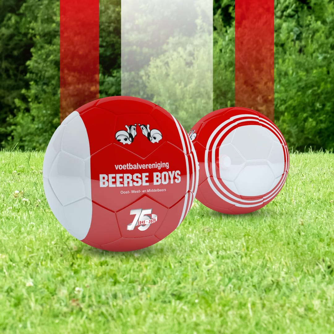 SCOREN met je eigen voetbal op maat image